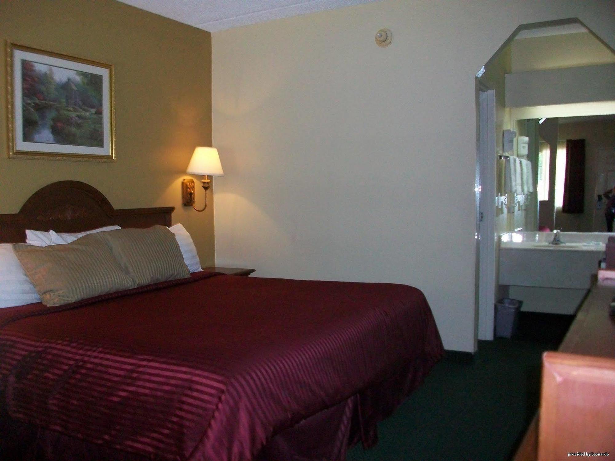 Best Western Inn Of Nacogdoches Room photo